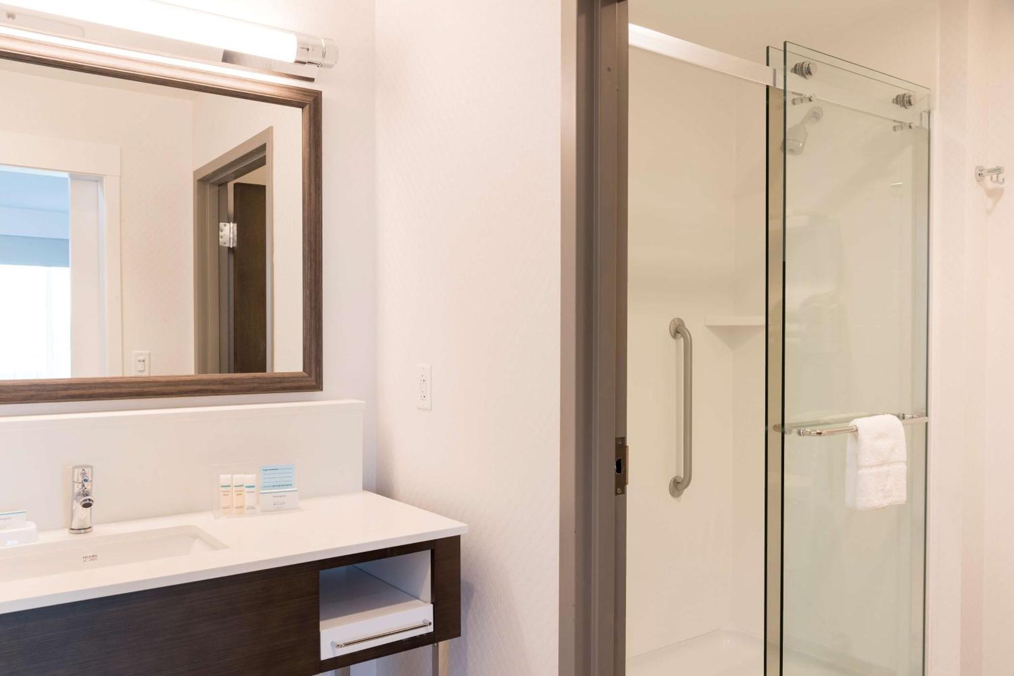 Hotel Hampton & Indianapolis-keystone, In Indianapolis