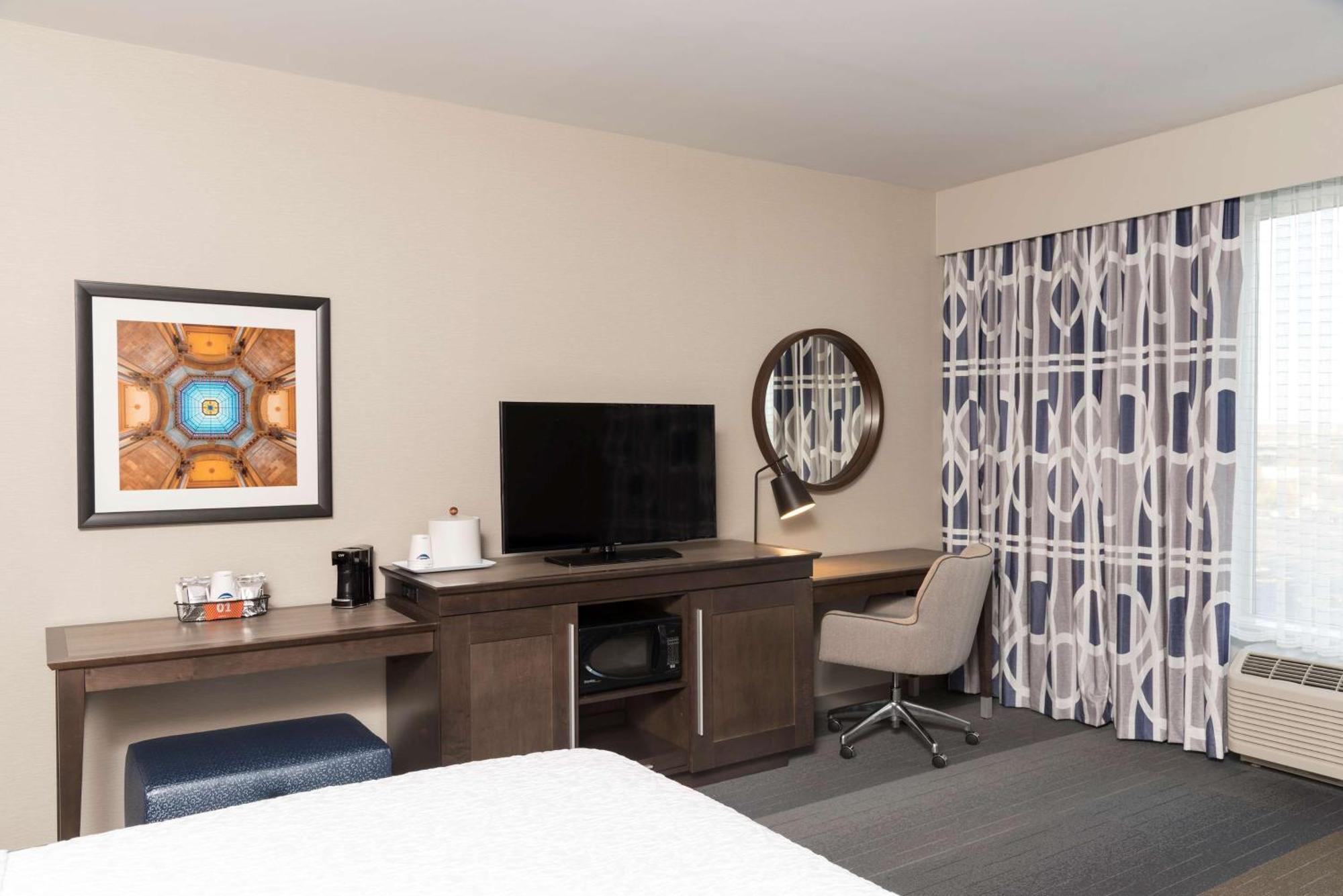 Hampton & Indianapolis-keystone, In Hotel Indianapolis